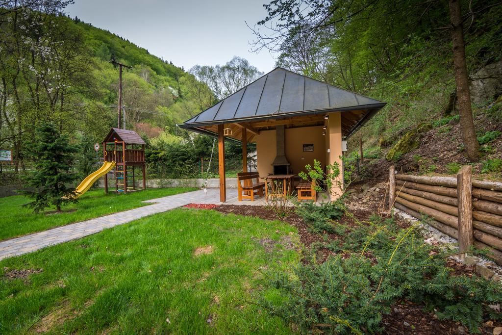Apartmany Weissov Dom Banská Štiavnica Buitenkant foto